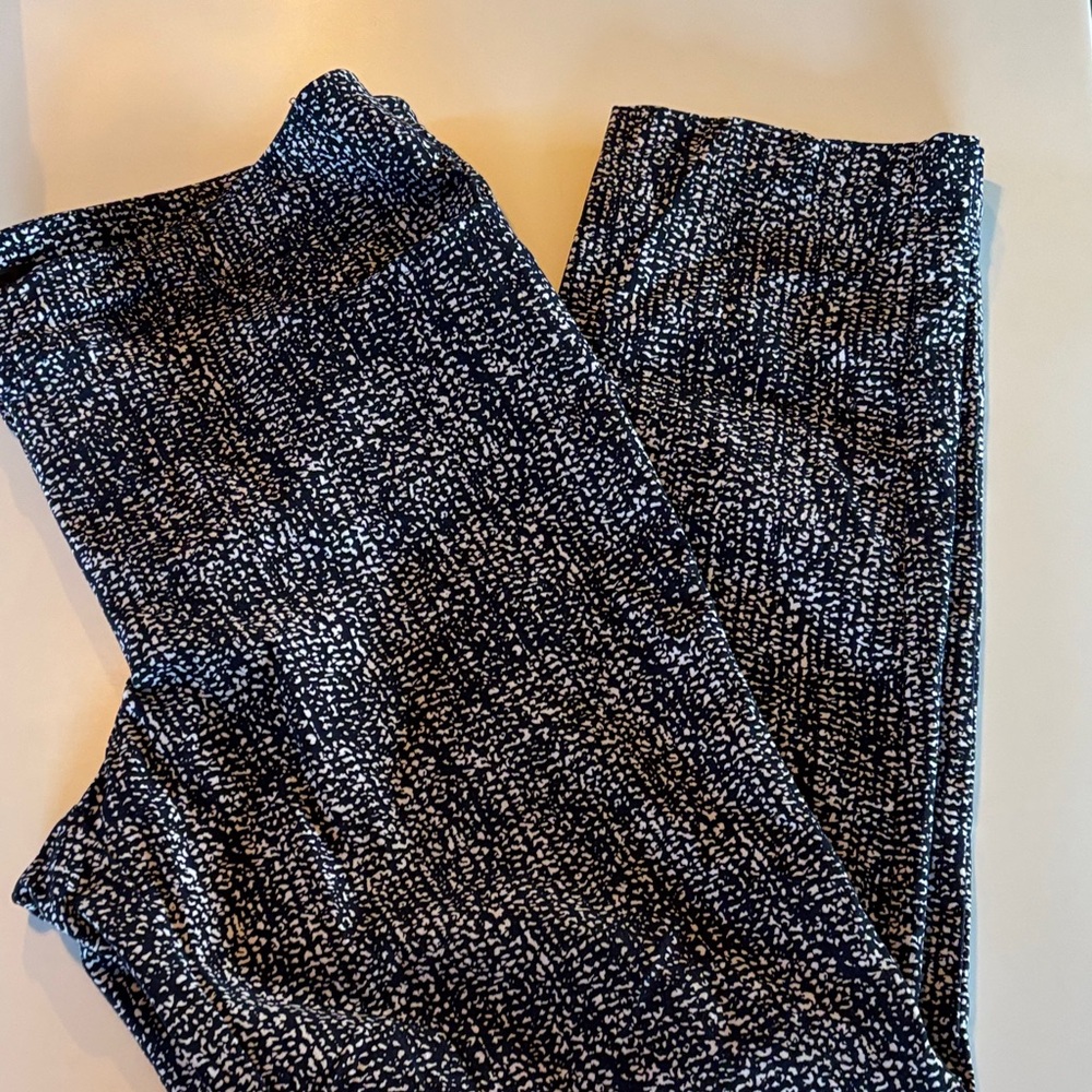 89th & Madison Black and White Patterned Pants